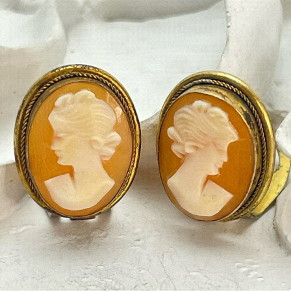 Vintage Cameo Clip On Earrings Gold Over 800 Silver